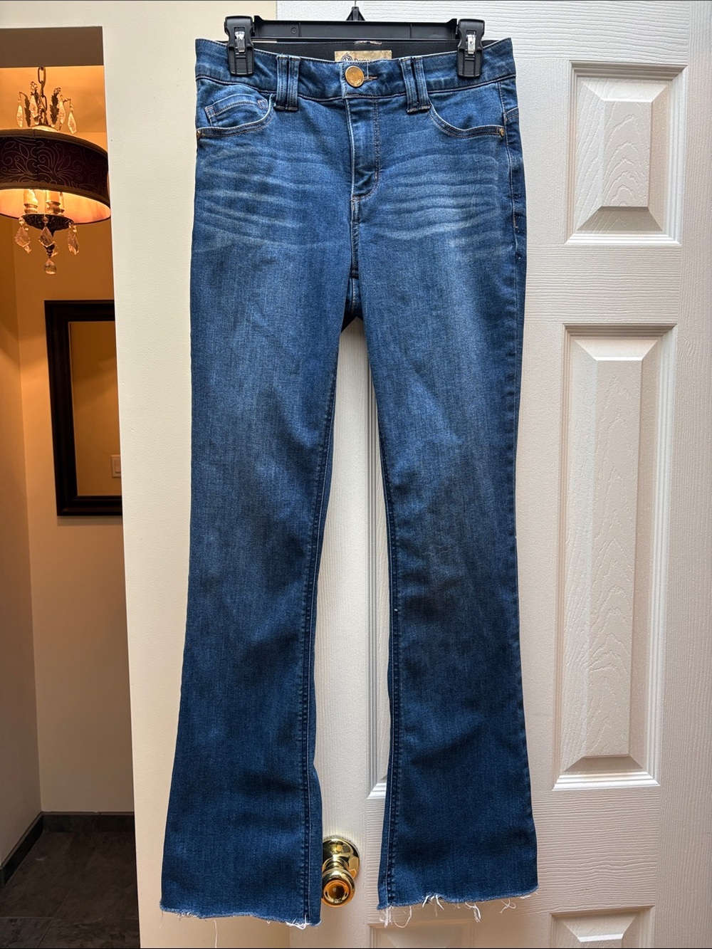 Democracy jeans mid high rise ab tech size 4 EUC Flare raw hems